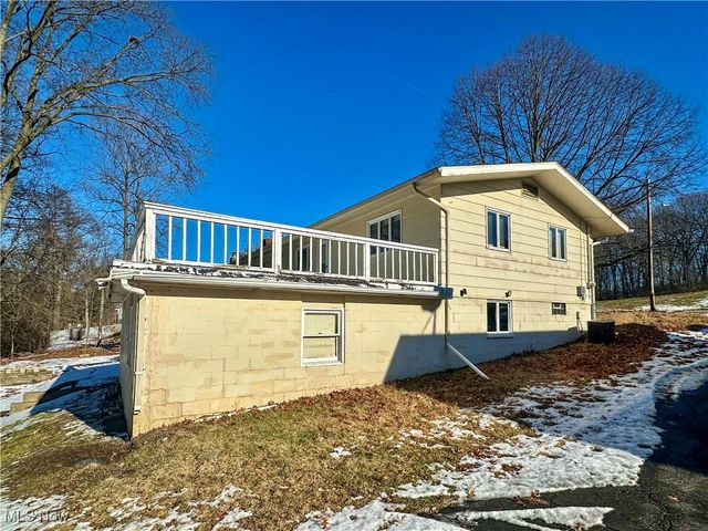 812 Hartzell Avenue, Niles, OH 44446