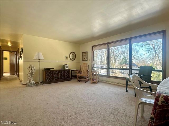 812 Hartzell Avenue, Niles, OH 44446