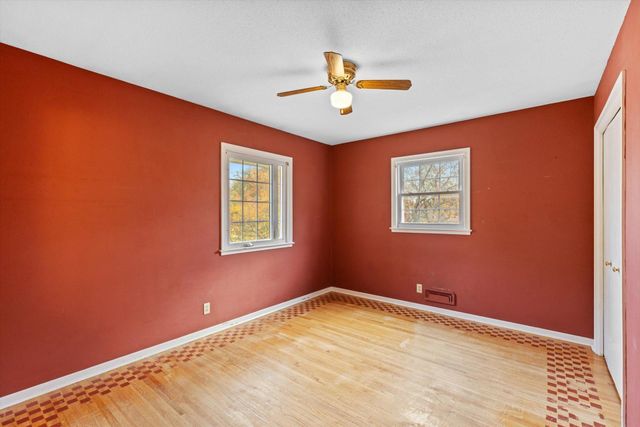 8468 Hyde Avenue S, Cottage Grove, MN 55016