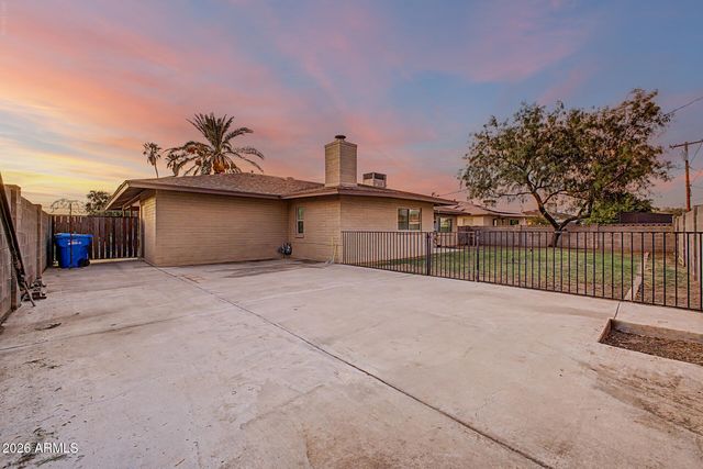 2315 W SHADY GLEN Avenue, Phoenix, AZ 85023