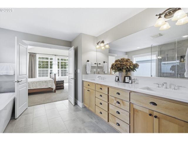 14374 Nw TRIPTON Ct, Beaverton, OR 97006