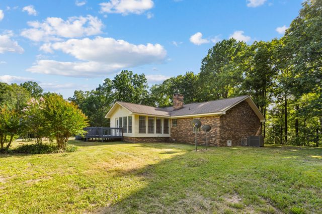 3270 Lake Kathy Road, Tunnel Hill, GA 30755
