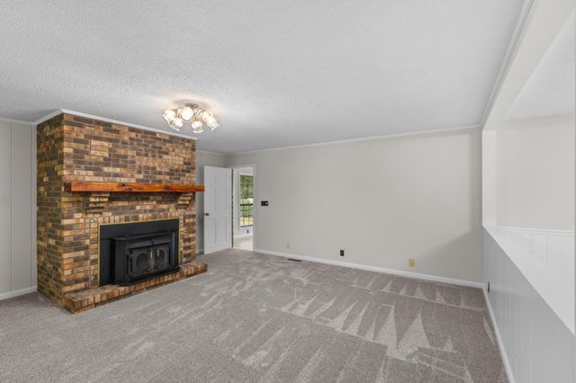 3270 Lake Kathy Road, Tunnel Hill, GA 30755