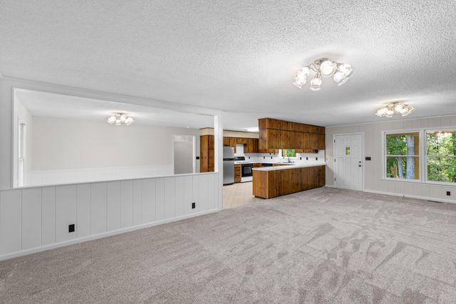 3270 Lake Kathy Road, Tunnel Hill, GA 30755