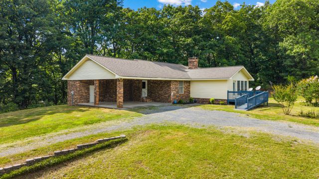 3270 Lake Kathy Road, Tunnel Hill, GA 30755