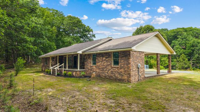 3270 Lake Kathy Road, Tunnel Hill, GA 30755