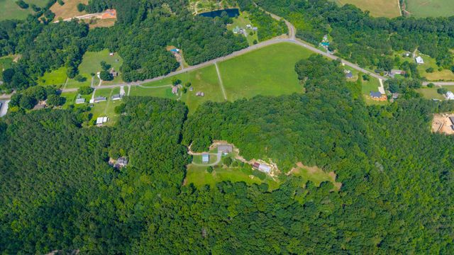 3270 Lake Kathy Road, Tunnel Hill, GA 30755