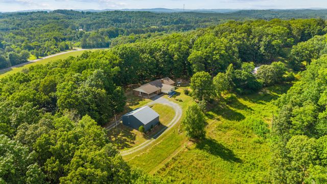 3270 Lake Kathy Road, Tunnel Hill, GA 30755
