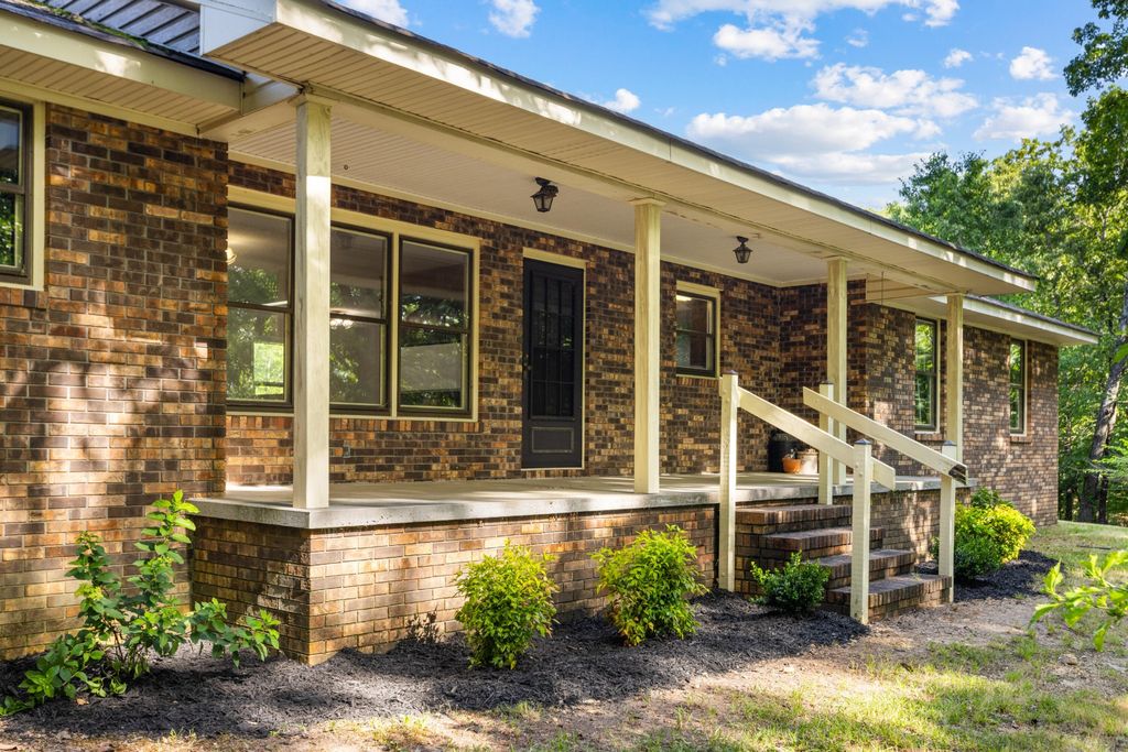 3270 Lake Kathy Road, Tunnel Hill, GA 30755