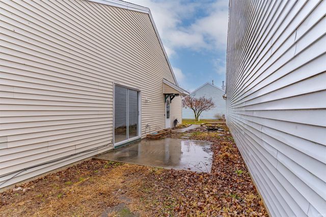 1703 Greencastle Drive, Evansville, IN 47715