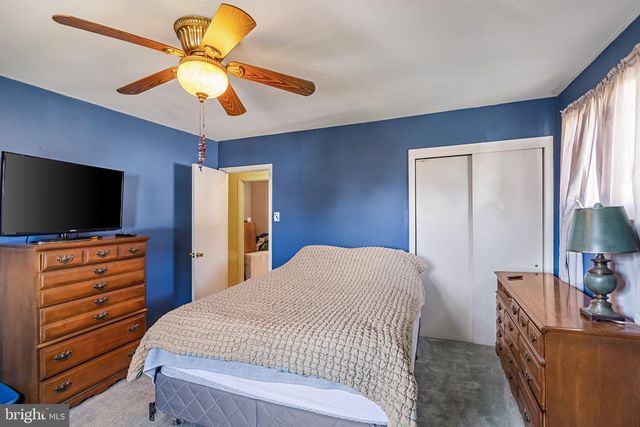 2623 BURNING TREE RD, Pennsauken Twp, NJ 08109