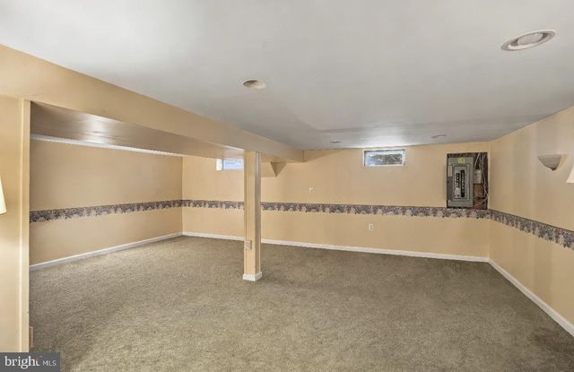 2623 BURNING TREE RD, Pennsauken Twp, NJ 08109