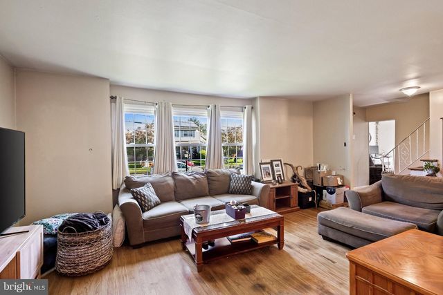 2623 BURNING TREE RD, Pennsauken Twp, NJ 08109