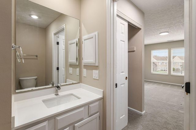 3479 Fishinger Mill Drive, Hilliard, OH 43026