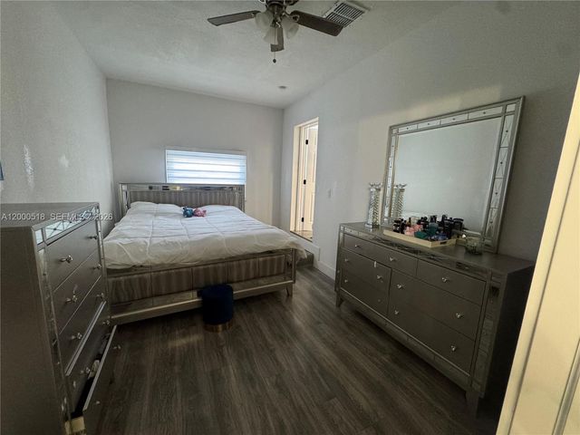 427 NW 19th Ave 0, Fort Lauderdale, FL 33311