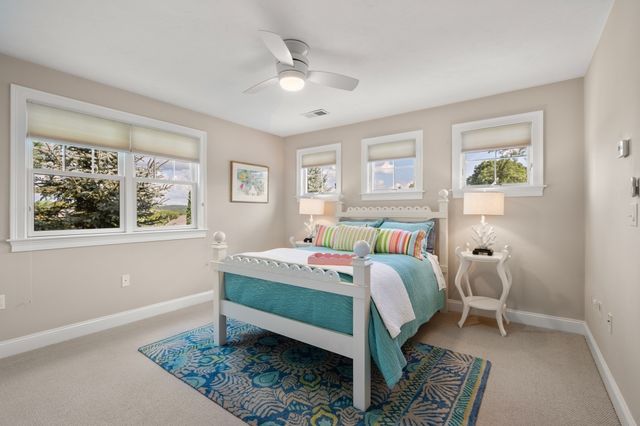 32 Old Framingham Rd 8, Sudbury, MA 01776
