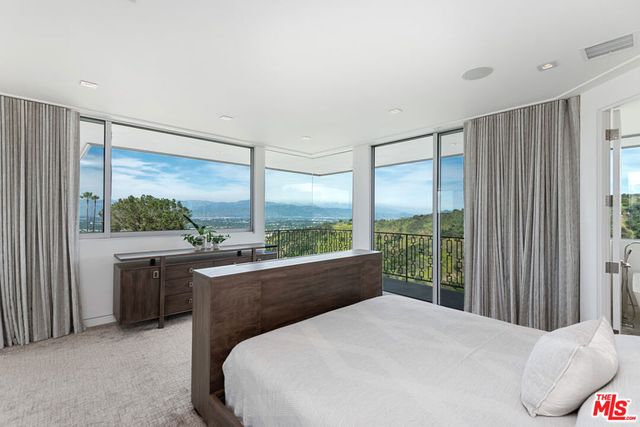 3642 Beverly Ridge Drive, Sherman Oaks, CA 91423