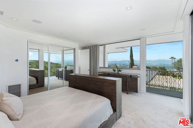 3642 Beverly Ridge Drive, Sherman Oaks, CA 91423