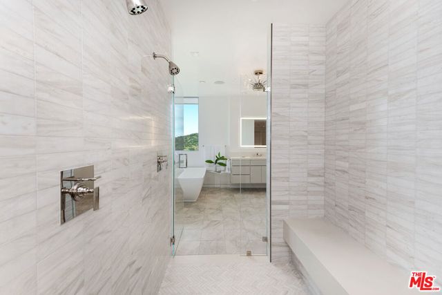 3642 Beverly Ridge Drive, Sherman Oaks, CA 91423