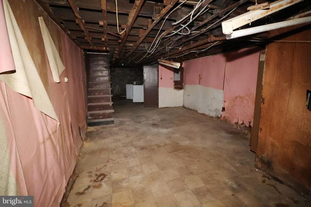 406 W GRANGE AVE, Philadelphia, PA 19120