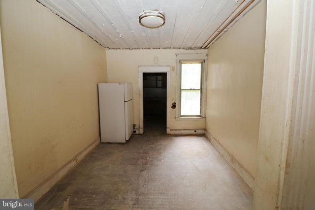 406 W GRANGE AVE, Philadelphia, PA 19120