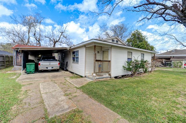 6109 Hertford Street, Houston, TX 77048