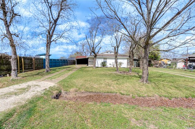 6109 Hertford Street, Houston, TX 77048