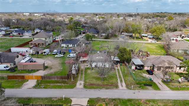 6109 Hertford Street, Houston, TX 77048