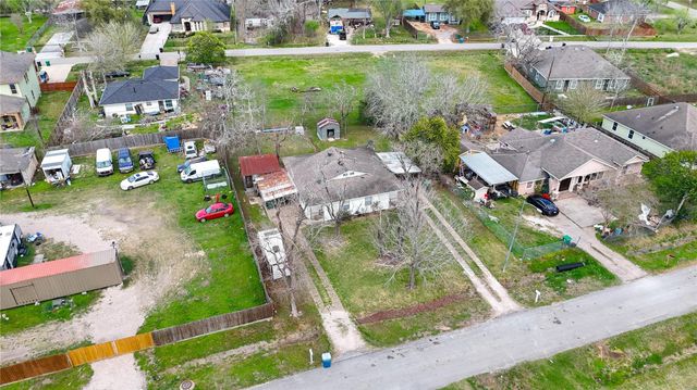 6109 Hertford Street, Houston, TX 77048