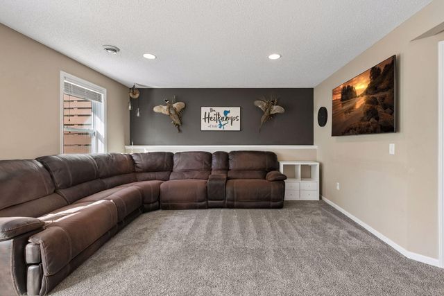 4025 126th Place, Savage, MN 55378