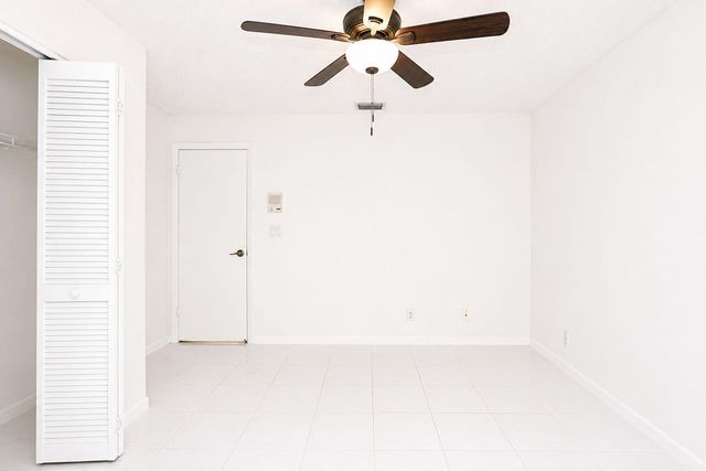 7606 Briar Cliff Circle, Lake Worth, FL 33467