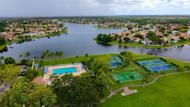 7606 Briar Cliff Circle, Lake Worth, FL 33467