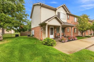 21096 Flora Street, Roseville, MI 48066