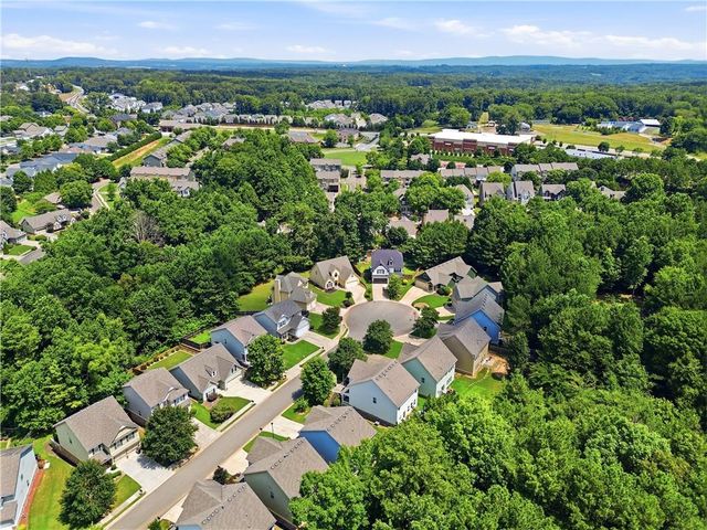 643 Royal Crest Court, Canton, GA 30115
