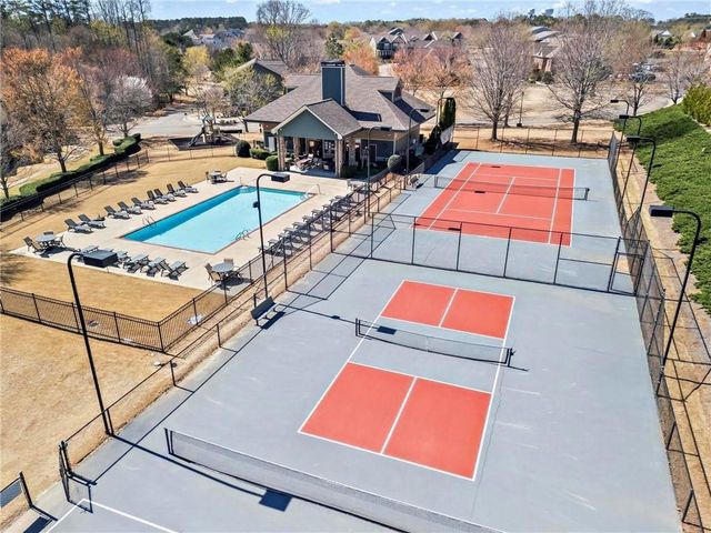 643 Royal Crest Court, Canton, GA 30115