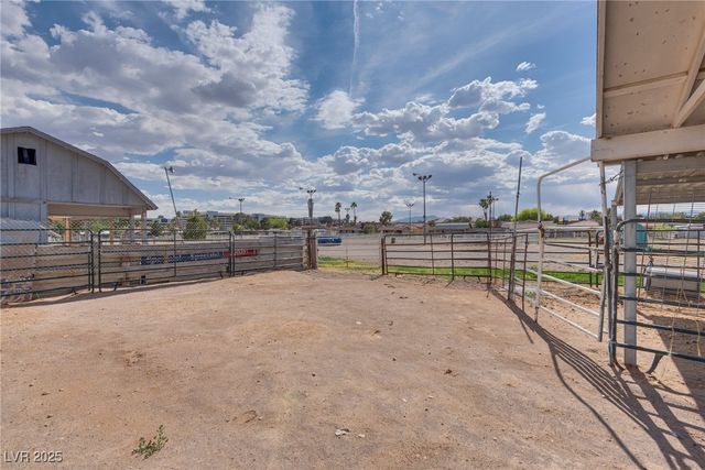 5403 Tamarus Street, Las Vegas, NV 89119