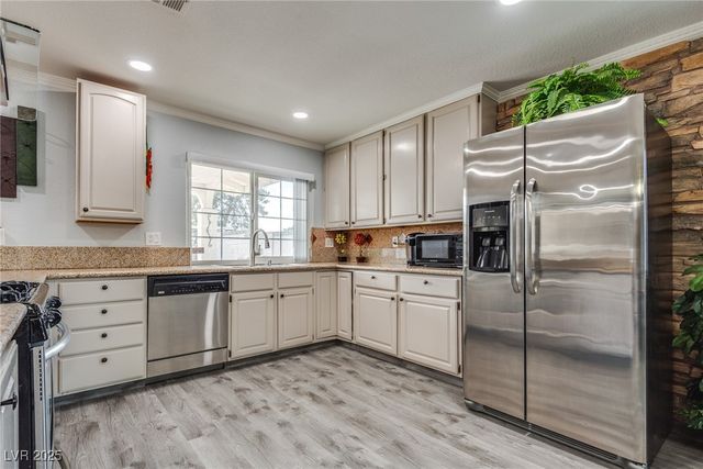 5403 Tamarus Street, Las Vegas, NV 89119