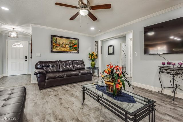 5403 Tamarus Street, Las Vegas, NV 89119