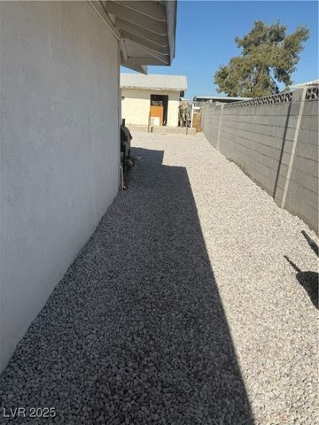 5403 Tamarus Street, Las Vegas, NV 89119