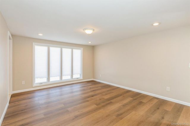 12 Fowler Lane, Mount Sinai, NY 11766