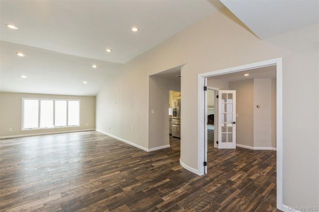 12 Fowler Lane, Mount Sinai, NY 11766