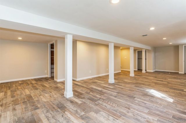 12 Fowler Lane, Mount Sinai, NY 11766