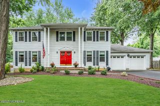 19 Bartlett Court, Matawan, NJ 07747