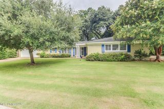 218 Pinewood Circle, Gulfport, MS 39507