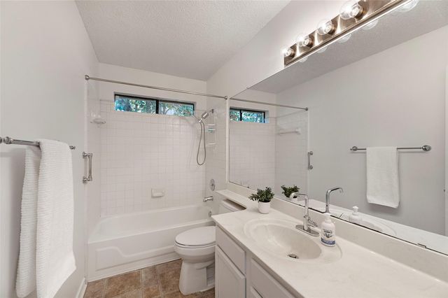 16318 Spotted Eagle DR, Leander, TX 78641