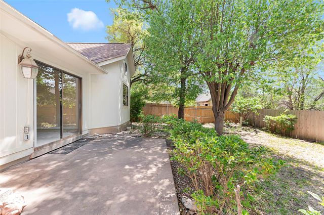 16318 Spotted Eagle DR, Leander, TX 78641