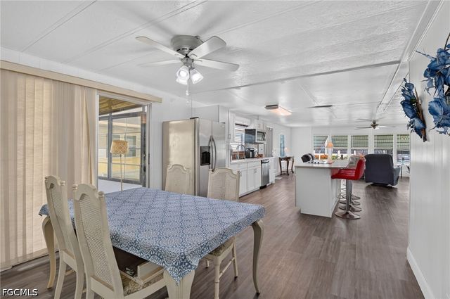 14716 Nantucket RD 411, North Fort Myers, FL 33917