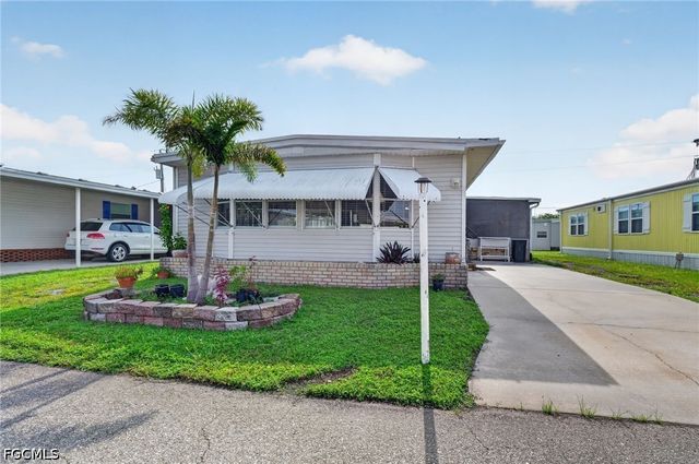 14716 Nantucket RD 411, North Fort Myers, FL 33917