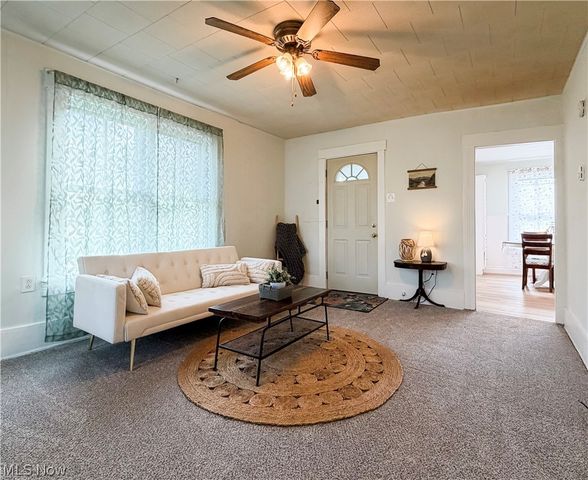 66 Federal Street, Little Hocking, OH 45742