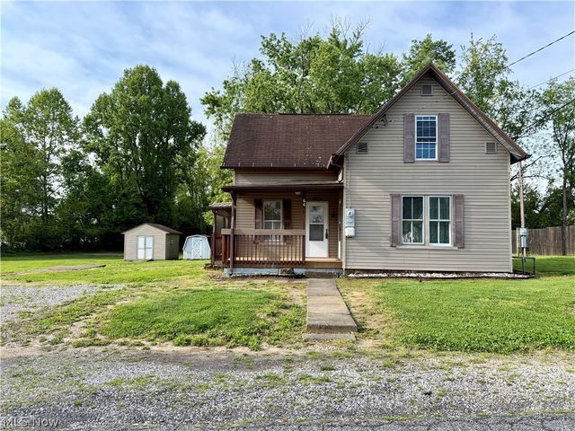 66 Federal Street, Little Hocking, OH 45742